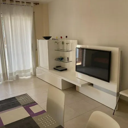 Your Paradise On The Awaits Appartamento Calafell